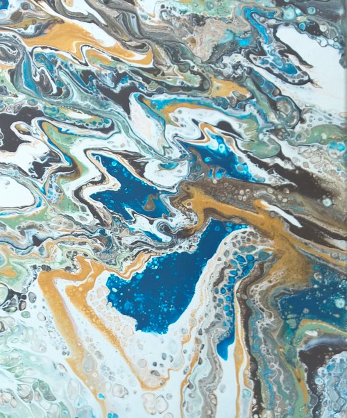 2018
Acryl-Gießtechnik / Acrylic Pouring
40x50x2 cm
290,-- €
Leihgabe an Regionalverband Bodensee-Oberschwaben o. T.